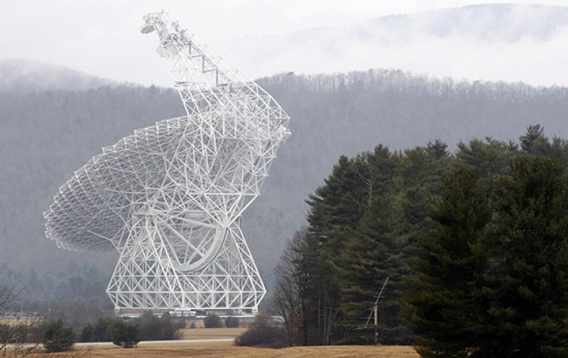The Green Bank Telescope, the world's largest fully steerable radio telescope, in Green Bank, West Virginia. The Green Bank Telescope, the world's largest fully steerable radio telescope, in Green Bank, West Virginia.