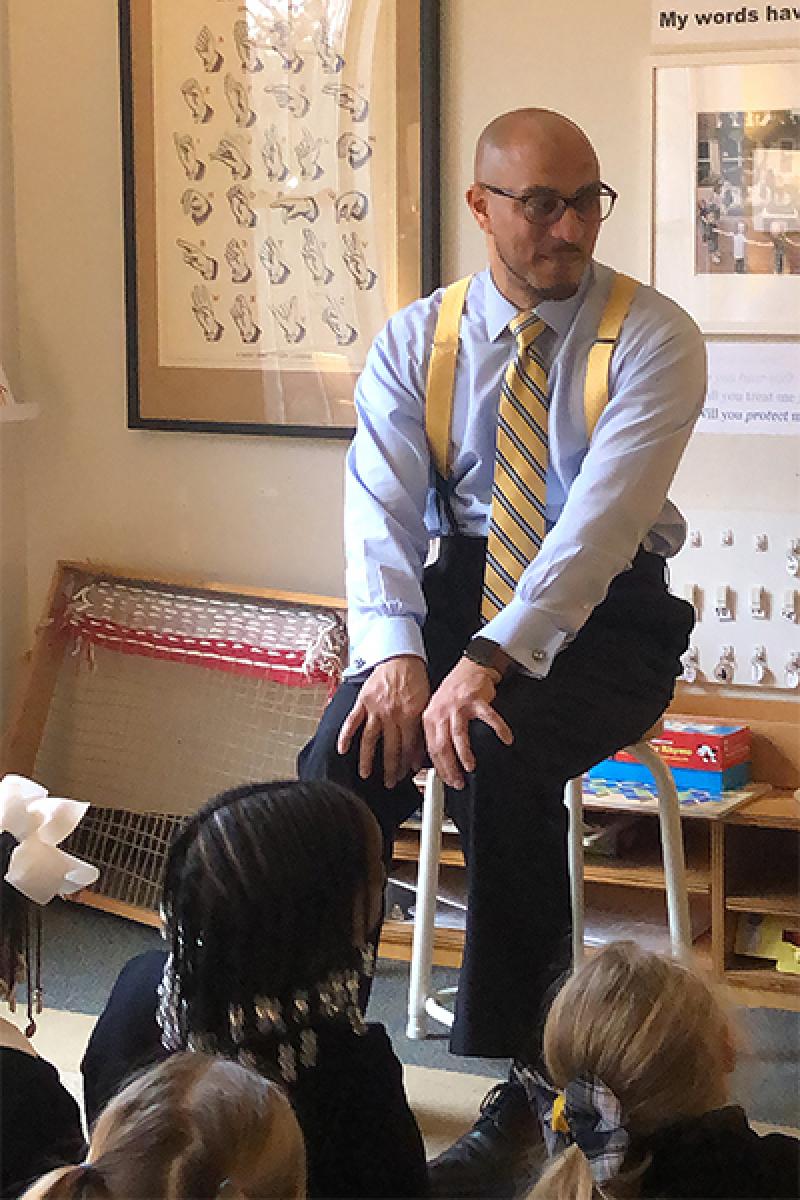 Jeffries presents to his daughter's class Jeffries presents to his daughter's class
