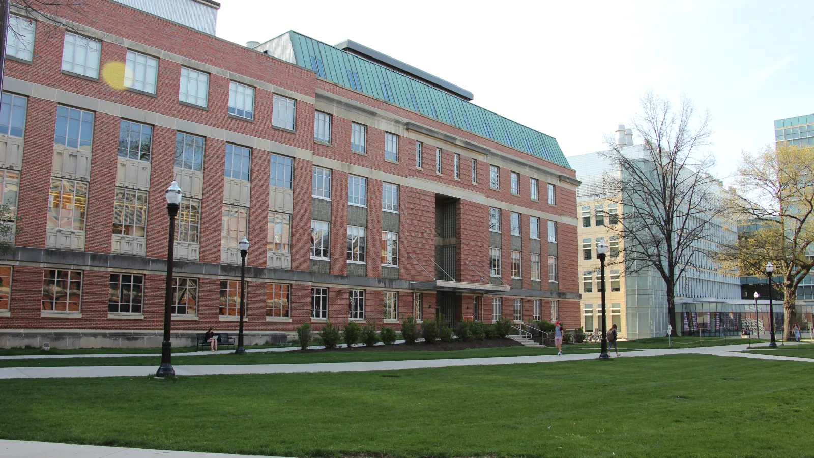 a brick building