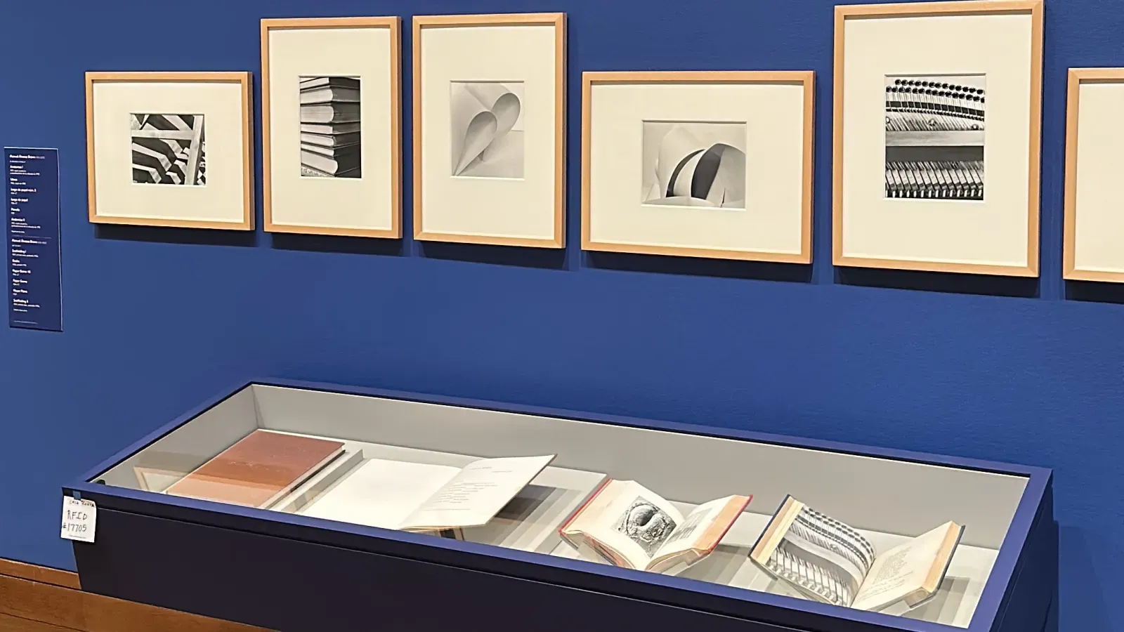 Instante/Revelación: Magazines, Photobooks, and the Circulation of Mexican Photography