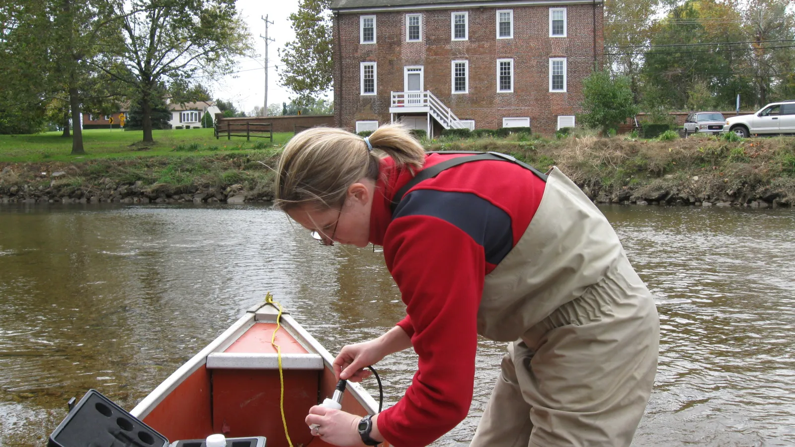 photo of ES Assistant Professor Audrey Sawyer in the field