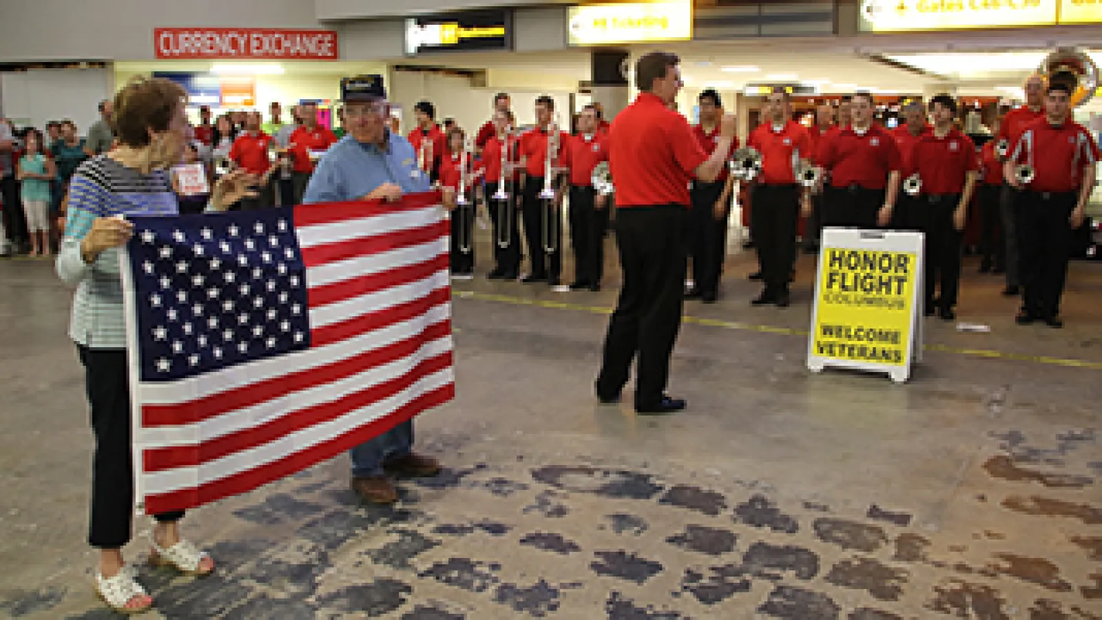 Band members welcome Honor Flight