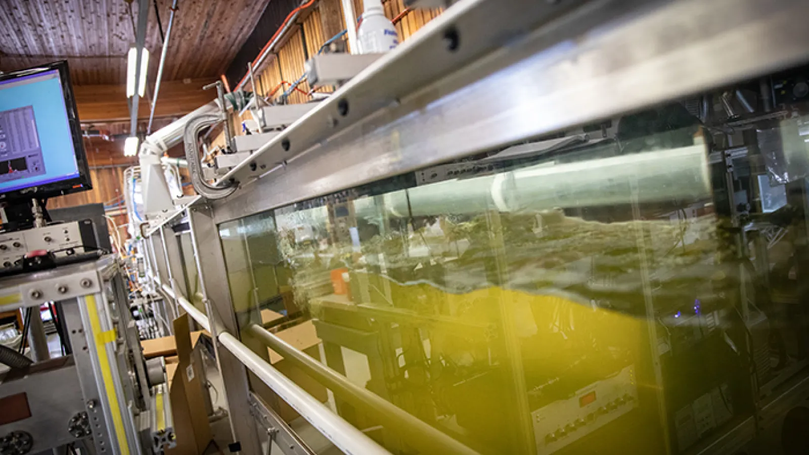 Wave tank used by CAICE at Scripps Institution of Oceanography in San Diego. Image courtesy NSF Center for Aerosol Impacts on Chemistry of the Environment at UC San Diego.
