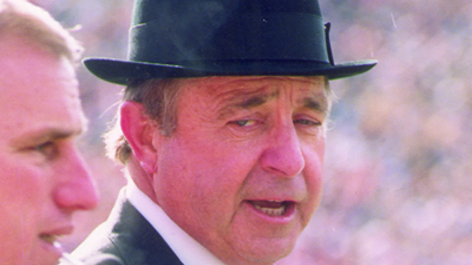 photo of Earle Bruce