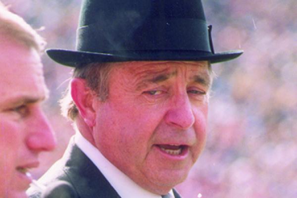 Earle Bruce photo of Earle Bruce